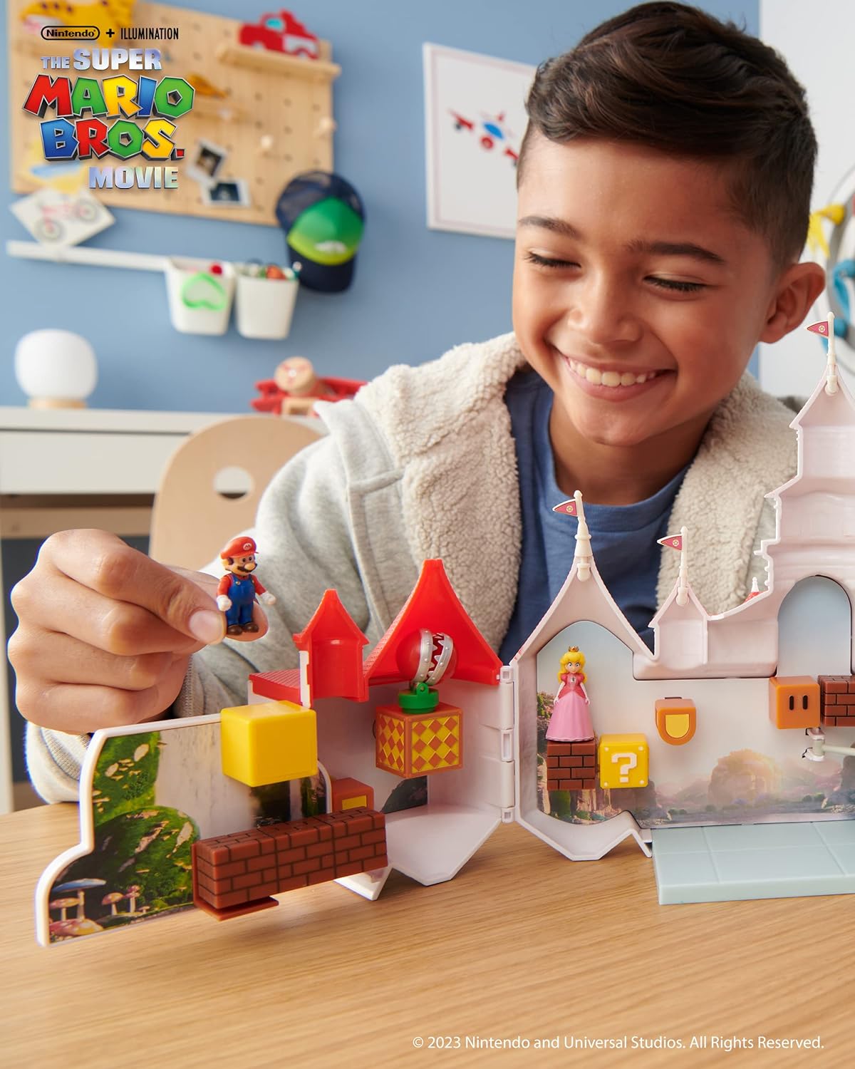 THE  BROS. MOVIE – Mushroom Kingdom Castle Playset with Mini 1.25” Mario and Princess Peach Figures